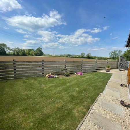 Keepers Lodges Broadway  Esterno foto